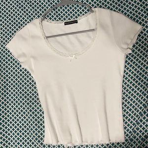 Brandy Melville whit bow top